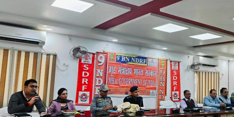 डीएम की अध्यक्षता में जिला स्तरीय समन्वय समिति की हुई साप्ताहिक बैठक