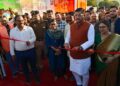 प्रदेश के जल शक्ति राज्य मंत्री रामकेश निषाद ने कालिंजर महोत्सव-2026 का फीता काटकर एवं दीप प्रज्वलित कर शुभारंभ किया।