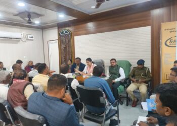 नौतन में पंचायत समिति की बैठक आयोजित