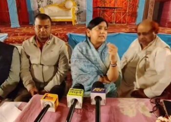 सांसद लवली आनंद की प्रेस वार्ता, बैरगनिया अस्पताल भूमि पर दलाली के आरोपों पर तीखी प्रतिक्रिया