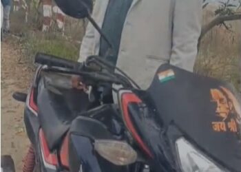 कटेया पुलिस की बड़ी कार्रवाई: 26.4 लीटर देशी शराब के साथ दो तस्कर गिरफ्तार, दो बाइक जब्त