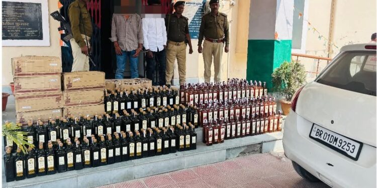 310 लीटर विदेशी शराब के साथ दो तस्कर गिरफ्तार, अल्टो कार जब्त