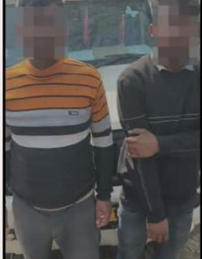 कटेया थाना क्षेत्र से दो तस्कर गिरफ्तार, मवेशी व पिकअप वाहन जब्त