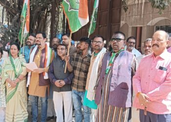 शंकराचार्य प्रकरण को लेकर कांग्रेस का ज्ञापन, सरकार पर साधा निशाना