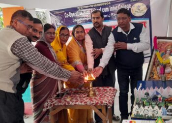 उच्च विद्यालय-सह-इंटर कॉलेज जगदीशपुर में टीएलएम मेला आयोजित