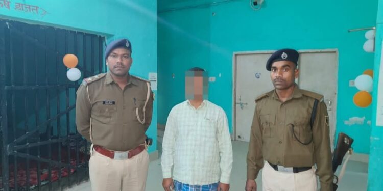 गोपालगंज पुलिस की बड़ी कार्रवाई: हत्या के प्रयास मामले का मुख्य अभियुक्त नवी अहमद गिरफ्तार।