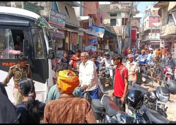 त्योहारों के मौसम में कटेया जाम से बेहाल, प्रशासनिक दावे हवा-हवाई साबित