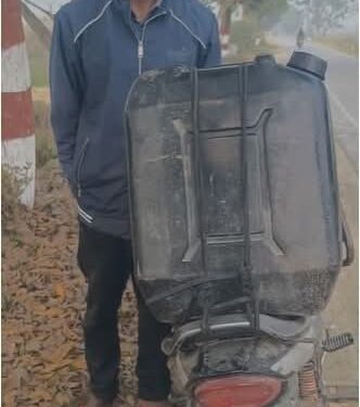 कटेया में शराब के खिलाफ पुलिस की कार्रवाई, 18 लीटर देसी शराब के साथ युवक गिरफ्तार