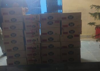 कटेया में शराब तस्करी का भंडाफोड़: 29 पेटी देसी शराब के साथ तस्कर गिरफ्तार, स्विफ्ट कार जब्त