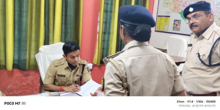 गोपालगंज पुलिस का “लाइन डे” आयोजन: जवानों की समस्याओं का मौके पर समाधान