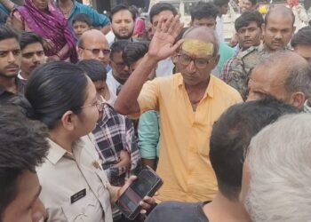 भोरे में गैस एजेंसी पर फूटा गुस्सा, वायरलेस मोड़ पर घंटों चक्का जाम