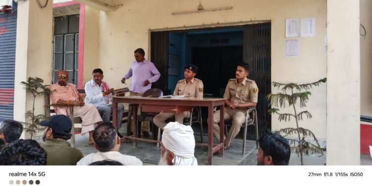 त्योहारों को लेकर प्रशासन सख्त: शांति समिति की बैठक में डीजे व हथियार प्रदर्शन पर पूर्ण प्रतिबंध