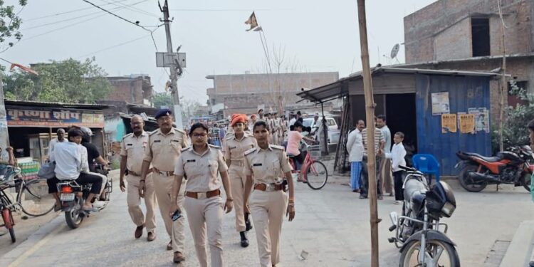 ईद, रामनवमी और चैती छठ को लेकर गोपालगंज पुलिस का फ्लैग मार्च, सुरक्षा व्यवस्था की गई कड़ी