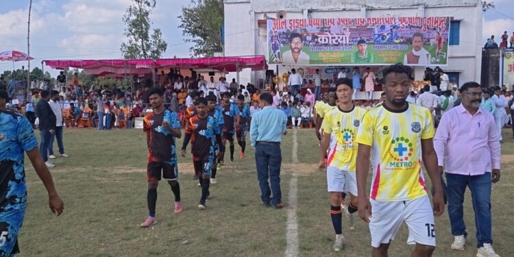 टाईब्रेकर में रांची को 4-3 से हराकर सीवान ने जमाया कप पर कब्जा.