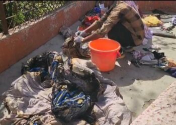 महिला की जलकर मौत,बच्ची,पति भी झुलसे