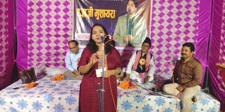 दुआ करो मेरी गर्दन पे सर निकल आये । इरफान उल्ला ख़ाँ