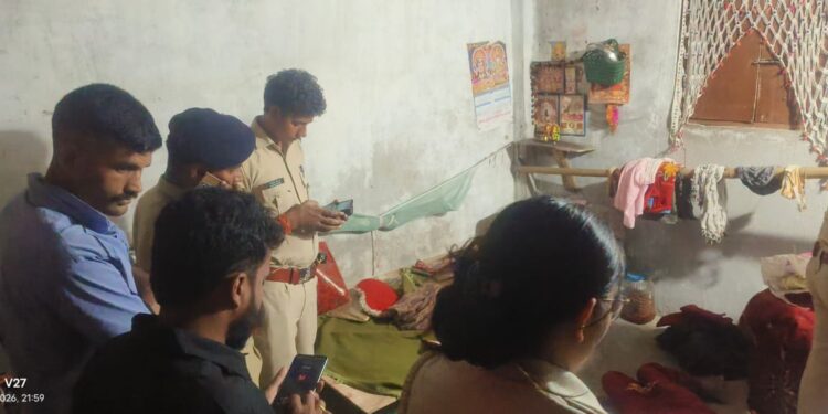 प्रेम संबंध से नाराज पिता बना हैवान, टेबल फैन से पीट-पीटकर बेटी की हत्या