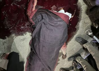 कम्बाइन हार्वेस्टर की चपेट में आकर बाईक सवार की दर्दनाक मौत.