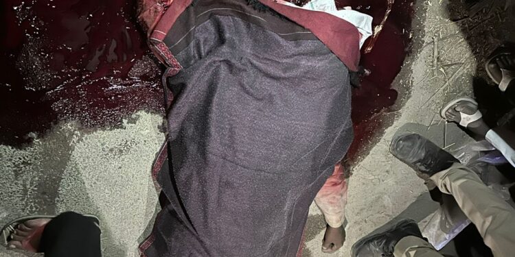 कम्बाइन हार्वेस्टर की चपेट में आकर बाईक सवार की दर्दनाक मौत.