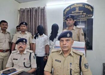 मुजफ्फरपुर में बाइक चोर गिरोह के 5 बदमाश गिरफ्तार:7 चोरी की बाइक बरामद, नेपाल से भी कनेक्शन जुड़े होने की आशंका