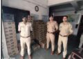 गोपालगंज: कुचायकोट पुलिस की बड़ी कार्रवाई, 1071 लीटर देसी शराब के साथ बोलेरो जब्त।