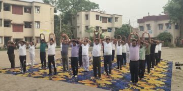 गोपालगंज पुलिस की नई पहल: ‘फिट पुलिस-सशक्त सुरक्षा’ अभियान के तहत योग सत्र का आयोजन