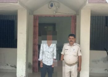 गोपालगंज में सोशल मीडिया पर भड़काऊ पोस्ट करने वाला गिरफ्तार, मोबाइल फोन जप्त