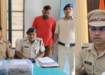 मोतिहारी: पुलिस बनकर ठगी करने वाला फर्जी दारोगा गिरफ्तार, वर्दी का रौब दिखा करता था ठगी