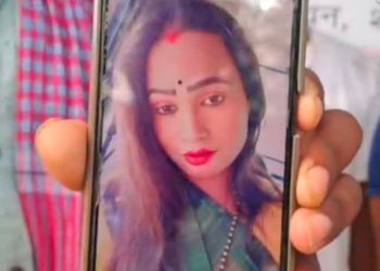 गोपालगंज में नाच प्रोग्राम के दौरान लौंडा डांसर को पेट में मारी गोली, मौत, इलाके में हड़कंप।