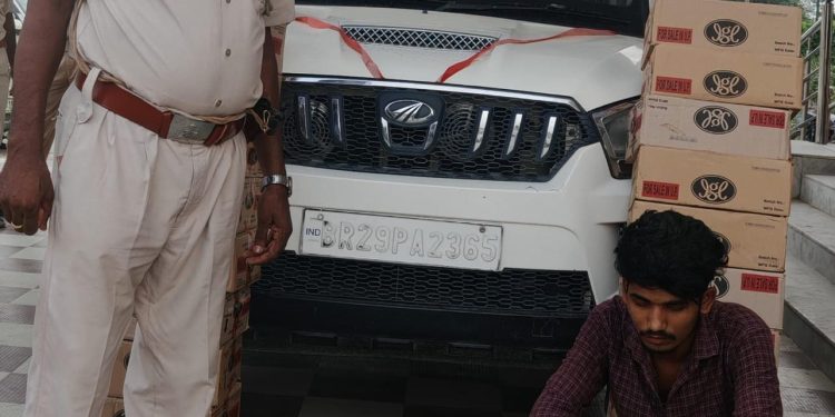 180 लीटर शराब के साथ स्कॉर्पियो जब्त, शराब तस्कर गिरफ्तार