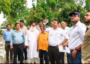 ग्रामीण छात्रों के लिए बड़ी सौगात: डीएम समीर सौरभ ने नवस्थापित डिग्री कॉलेजों का किया औचक निरीक्षण, बोले— शिक्षा की गुणवत्ता से नहीं होगा कोई समझौता