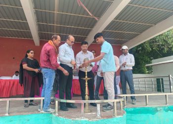 मिंज स्टेडियम में फुटबॉल का रोमांच: इस्लामिया उर्दू अकादमी बनी जिला चैंपियन, सुब्रतो मुखर्जी कप पर जमाया कब्जा
