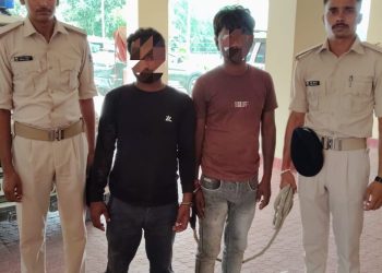 सारण पुलिस की त्वरित कार्रवाई आपराधिक घटना की साजिश विफल, हथियार एवं स्कॉर्पियो वाहन के साथ, 02 अभियुक्त को किया गया गिरफ्तार।