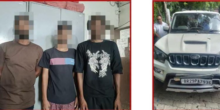 गोपालपुर पुलिस की बड़ी कार्रवाई: शराब तस्करी गिरोह का पर्दाफाश, चोरी की स्कॉर्पियो और फर्जी नंबर प्लेट के साथ तीन गिरफ्तार।