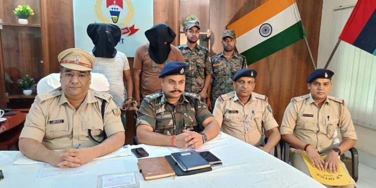 गैंगस्टर प्रिंस खान गिरोह के दो अपराधी बिहार से गिरफ्तार