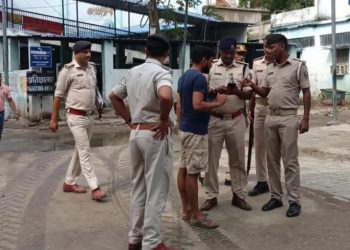 छुट्टी पर घर आए आर्मी जवान की गोली मारकर हत्या, पिता को भी भुना