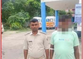 गोपालगंज पुलिस की बड़ी कार्रवाई: हत्या के प्रयास के दो मामलों में दो फरार अभियुक्त गिरफ्तार