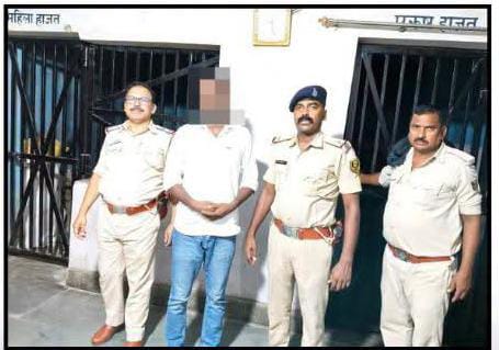 गोपालगंज में पुलिस पर हमला मामले का फरार आरोपी गिरफ्तार, नगर थाना पुलिस को बड़ी सफलता