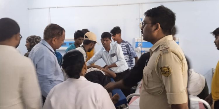 सड़क दुर्घटना में स्कूली छात्रा गंभीर रूप से घायल