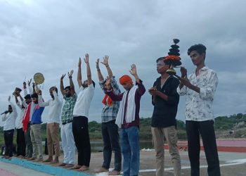 जन्मदिन पर एक पौधा लगानें का लिया संकल्प