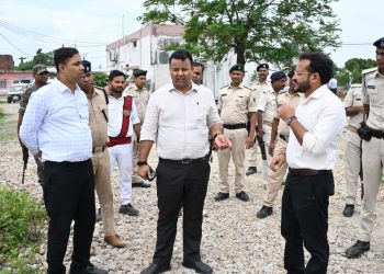 औद्योगिक विकास को नई गति देने की पहल, उद्योग संचालकों को हरसंभव सहयोग का भरोसा; नियमित निरीक्षण के लिए एसडीओ को दिए निर्देश।