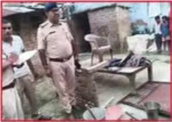 भोरे में न्यायालय के आदेश पर कुर्की की कार्रवाई, अभियुक्त की संपत्ति पर चला पुलिस का डंडा।