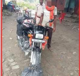 88 लीटर देसी शराब के साथ एक अभियुक्त गिरफ्तार, मोटरसाइकिल जब्त।