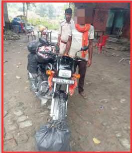 88 लीटर देसी शराब के साथ एक अभियुक्त गिरफ्तार, मोटरसाइकिल जब्त।