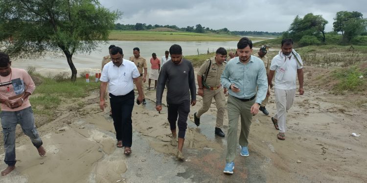प्रशासन अलर्ट,जलस्तर का लिया जायजा