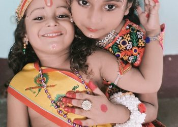 नौतन के सभी गांवों में धूमधाम से मनाई गई श्रीकृष्ण जन्माष्टमी