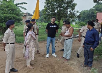 धर्मपरसा में महावीरी अखाड़े के रास्ते को लेकर विवाद, प्रशासन की तत्परता से शांतिपूर्ण समाधान