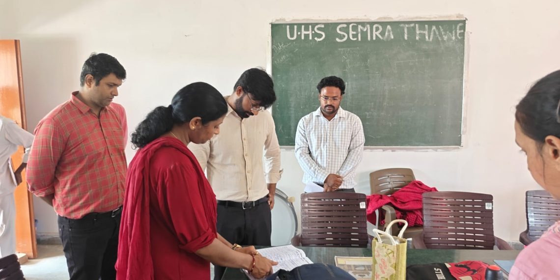 औचक निरीक्षण में खुली आंगनबाड़ी की व्यवस्था, स्मार्ट क्लास से प्रभावित हुए डीडीसी