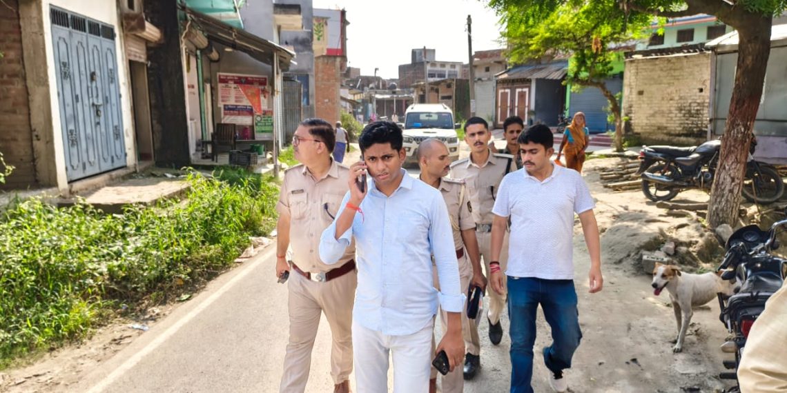 भृंगीचक गांव में स्वर्ण व्यवसायी से बदमाशों ने लूटे पच्चास हजार नगद सहित 50 लाख के सोने-चांदी के गहने  !!