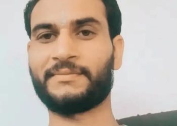 बांदा: आबकारी विभाग की अनदेखी, मसूरी गांव की किराना दुकानों से धड़ल्ले से बिक रही अवैध शराब